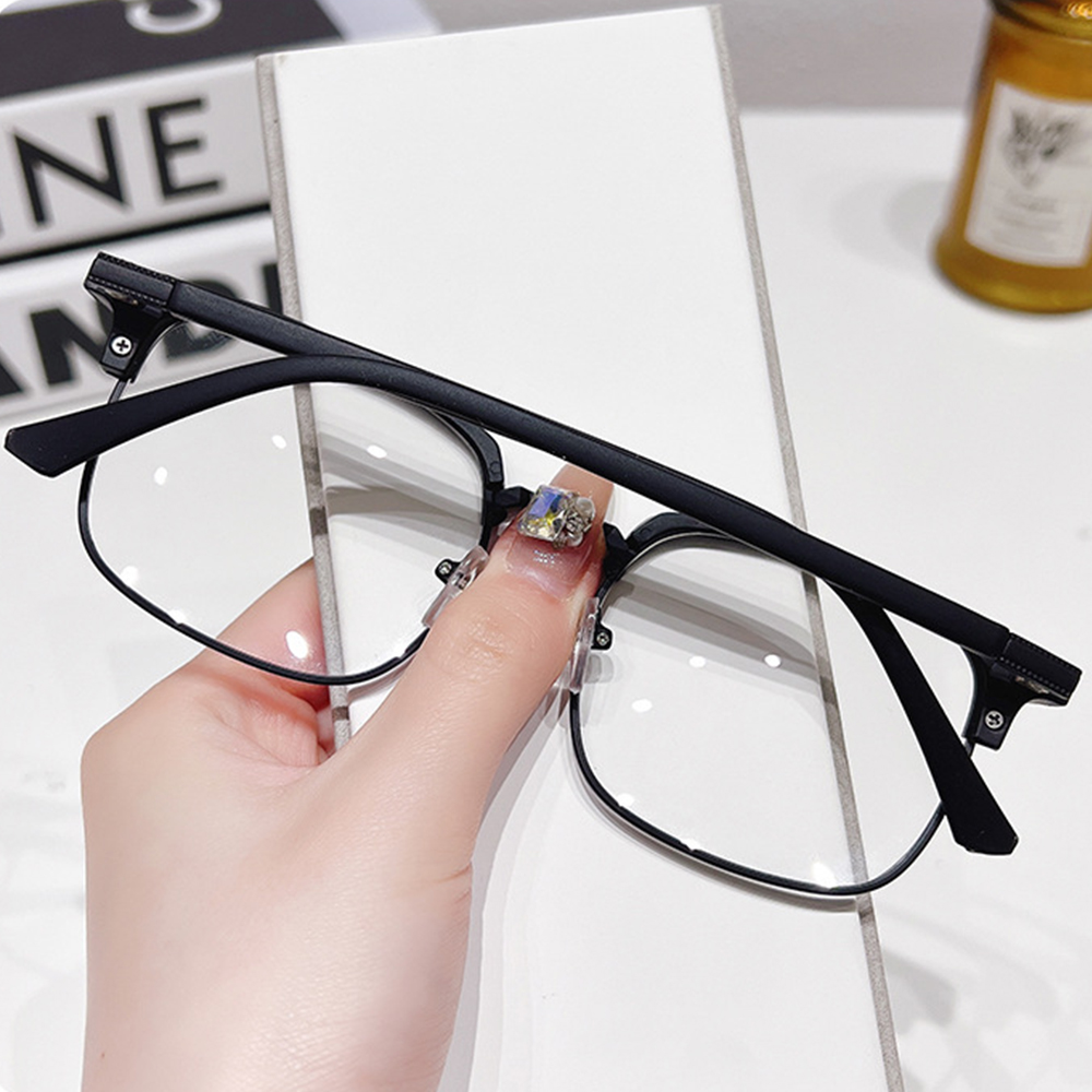 Modne fotochromowe okulary z kwadratowymi oprawkami Przeciw niebieskiemu światłu klasyczny okulary dla kobiet Oświetlenie okulary dla mężczyzn Okulary zmieniające komputer