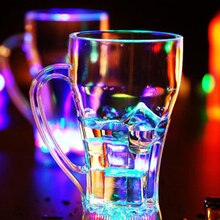 Copas de vino iluminadas con LED, Copas de Coca Cola parpadeantes, decoración para Bar, evento, , suministros para el hogar, vasos luminosos de plástico para