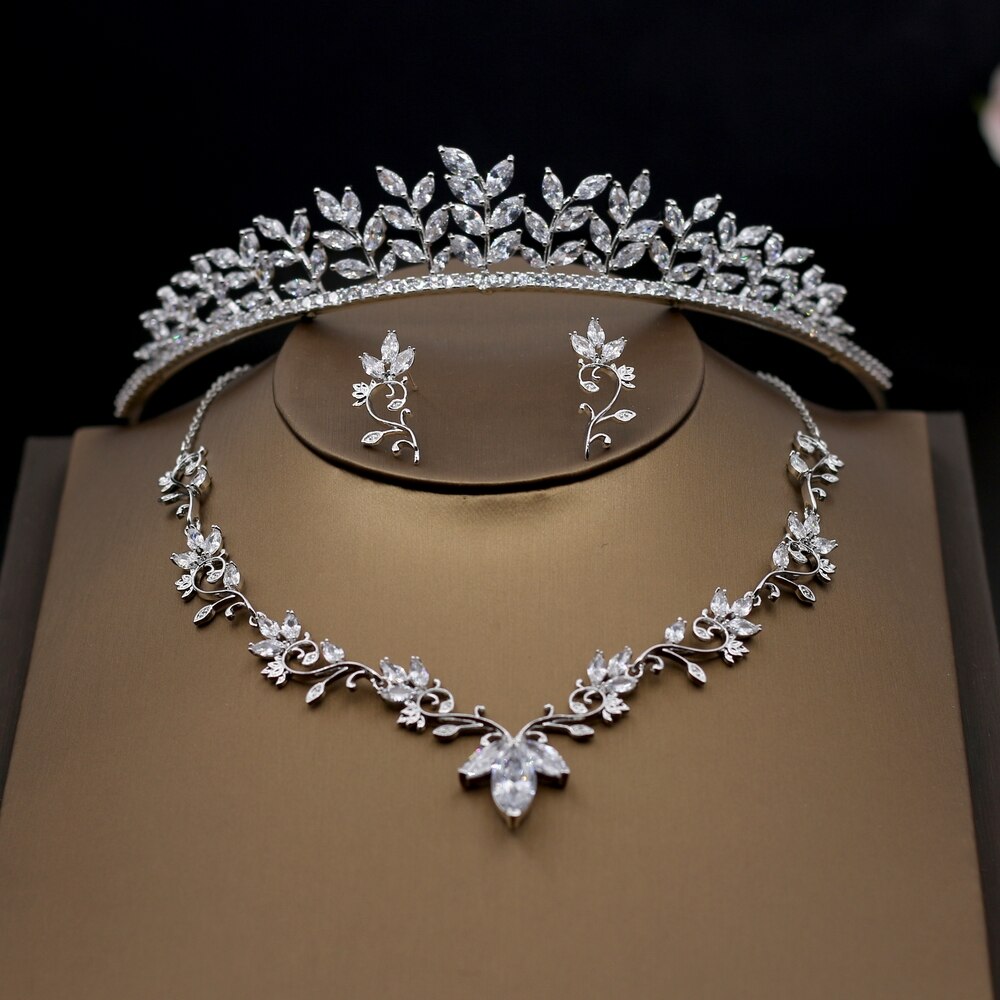 3 Stck Zirkonia Schmuck einstellen Marquise schneiden Zirkon Anlage Prinzessin Hochzeit Tiara Krone Frauen Halsketten Ohrringe