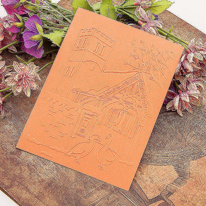 Big HOUSE Embossing folders Watering Plastic Christmas templat For Scrapbooking DIY Paper Craft/Card Making Decoration