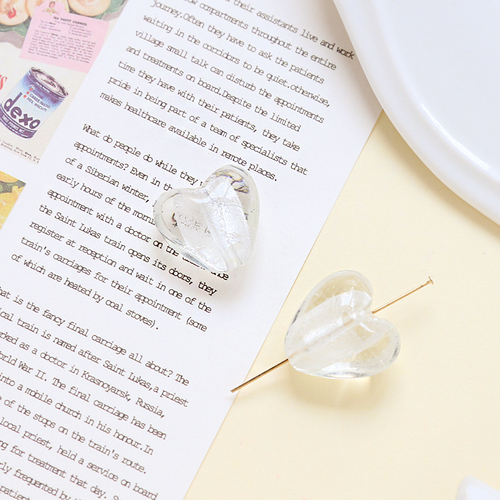 5 stk. 20*20mm retro farvede glasperler med lige hul, hjerteformede perler, gør-det-selv-smykker, halskæde, armbånd, øreringe, tilbehør: Hvid