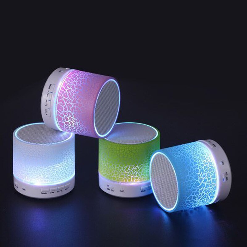 Mini Draadloze Bluetooth Speaker LED Light Subwoofer Bluetooth Ondersteuning U Disk TF Card FM Radio Voice Aanwijzingen Handsfree Speaker