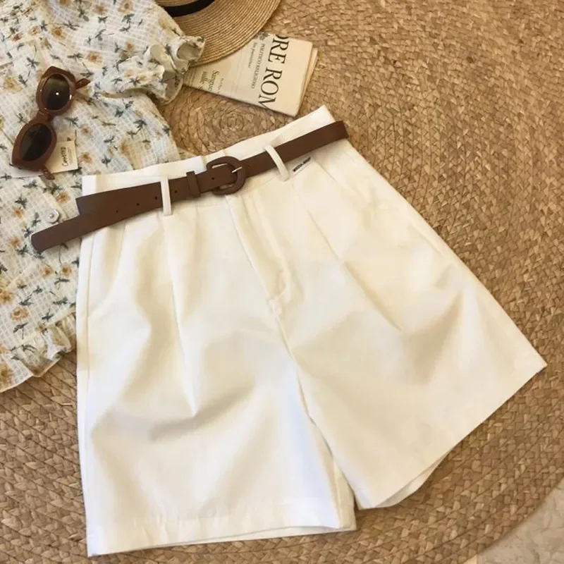 Vida shorts för kvinnor sommar tunna bomulls a-linjeformade korta byxor kontorsdam klassiska lösa avslappnade dragkedja damshorts: S / Beige