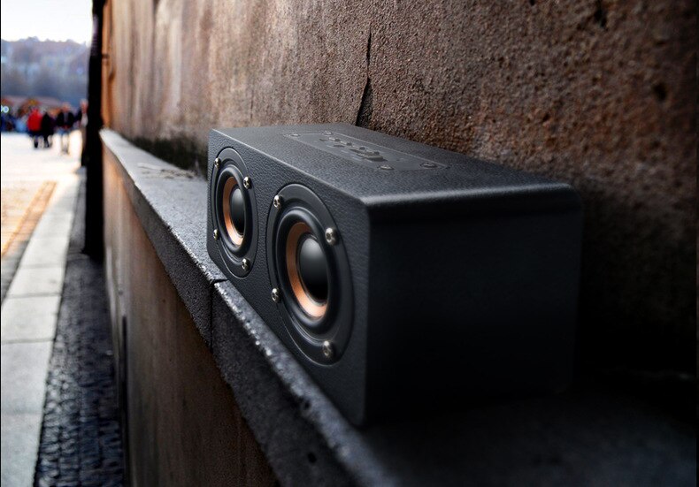 wood Portable Bluetooth wirelesss speaker stereo super bass high fidelity HiFi Computer phone MP3MP4 double speaker TF card play: black Striae