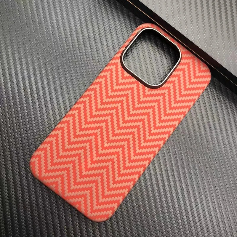 Custodia per telefono in fibra aramidica di lusso vera fibra di carbonio lussuosa colorata ultrasottile adatta per coperchio posteriori iPhone 15 16 14 pro Max: Per iphone14pro(6.1 ") / marrone