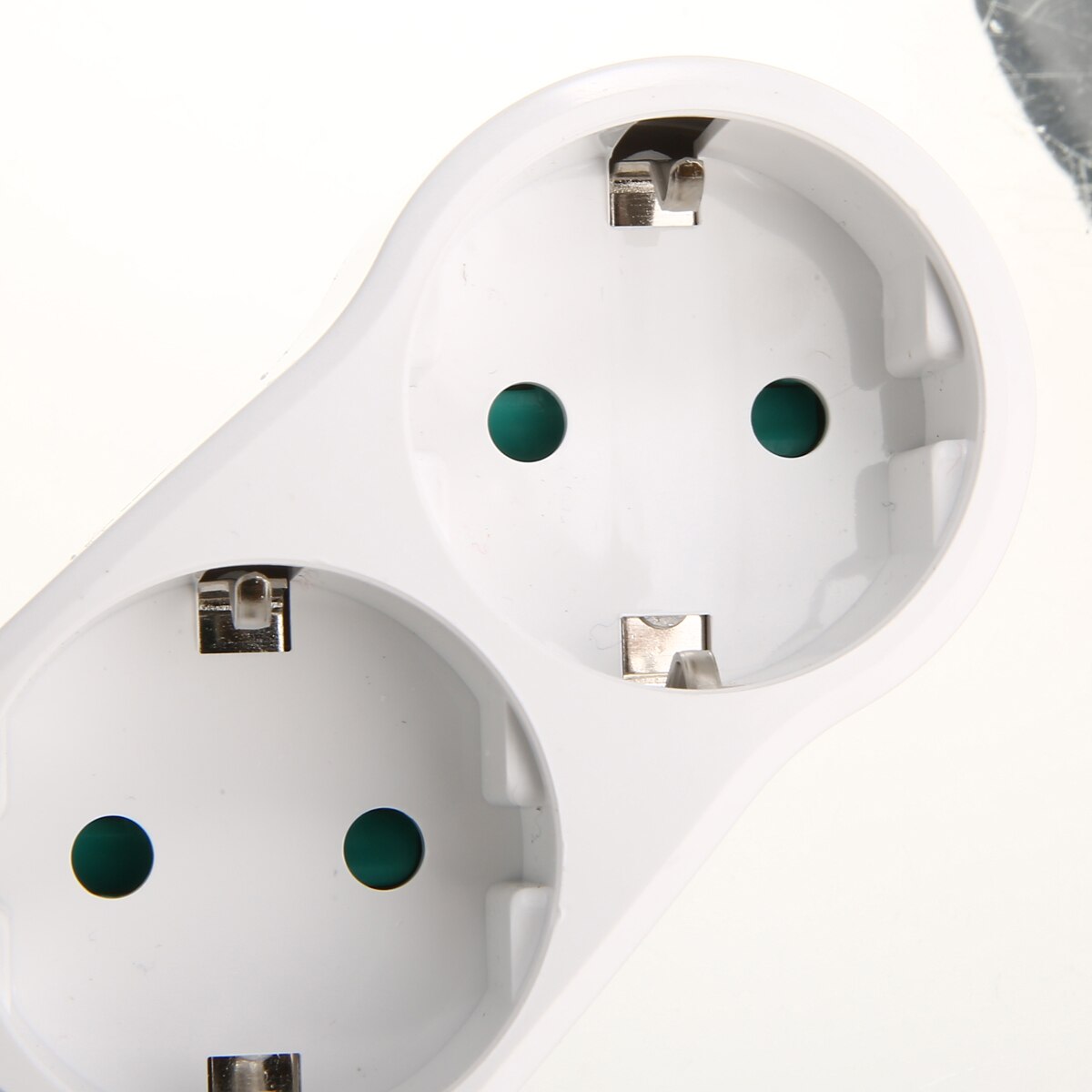 1pc 250V 16A Triple Plug Multiple Plug Power Distribution Box Three-way Plug Adapter Home Electronics Charging Convenien