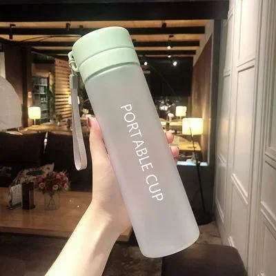 800ML Portable Large Capacity Water Cup Plastic Cup Travel Outdoor Sports Leakage Sealing Water Bottle Frosted Plastic Cup: Brown