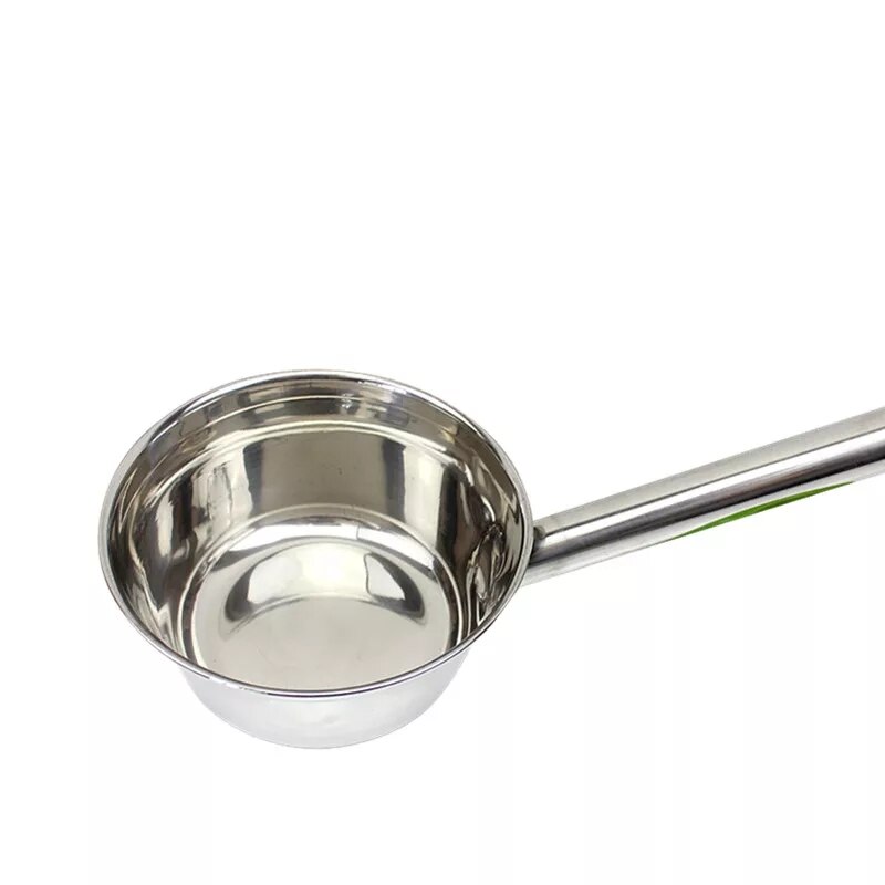 Louche à eau à Long manche en acier inoxydable, ustensile de cuisine, grande cuillère à eau, vaisselle pour les Chefs, outils spéciaux pour ustensiles de cuisine