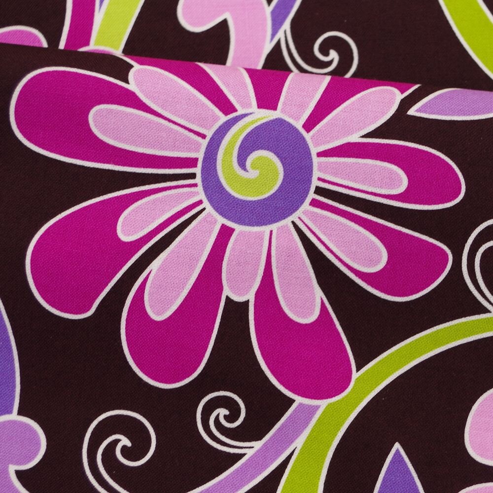 140cmx100cm Cotton Fabric - Big flower on black background(018)