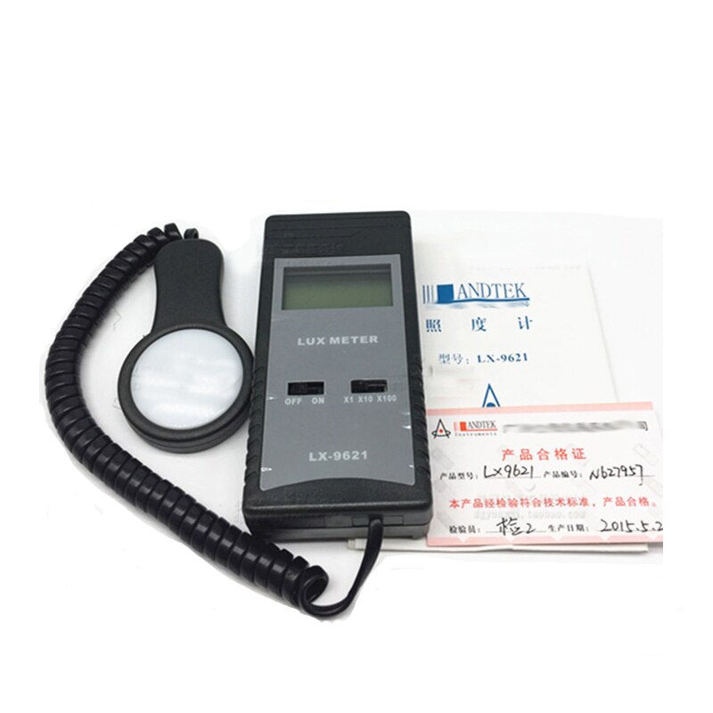 Utilisation de mètre de Lux de LANDTEK LX9621 pour des Sources électro-optiques, enseignement de recherche, bâtiment de métallurgie et contrôle d'éclairage.