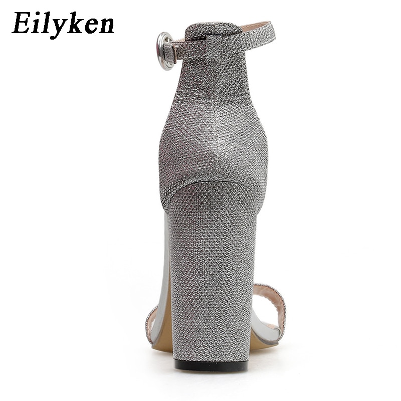 Sandalias elegantes de mujer de EilyKen cuadradas de tacón alto cubierta tobillera de punta redonda de la Oficina de baile con hebilla tacones de sandalias plateadas