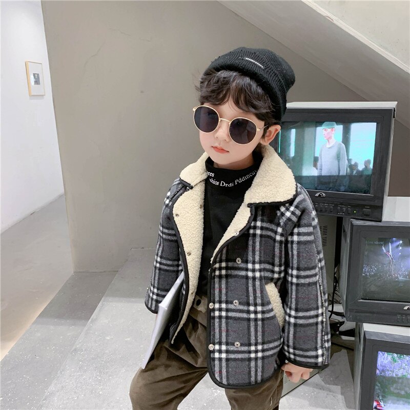 Winter boys plus velvet thicken plaid jackets Korean fleece lapel collar double breasted warm coat for toddler kids