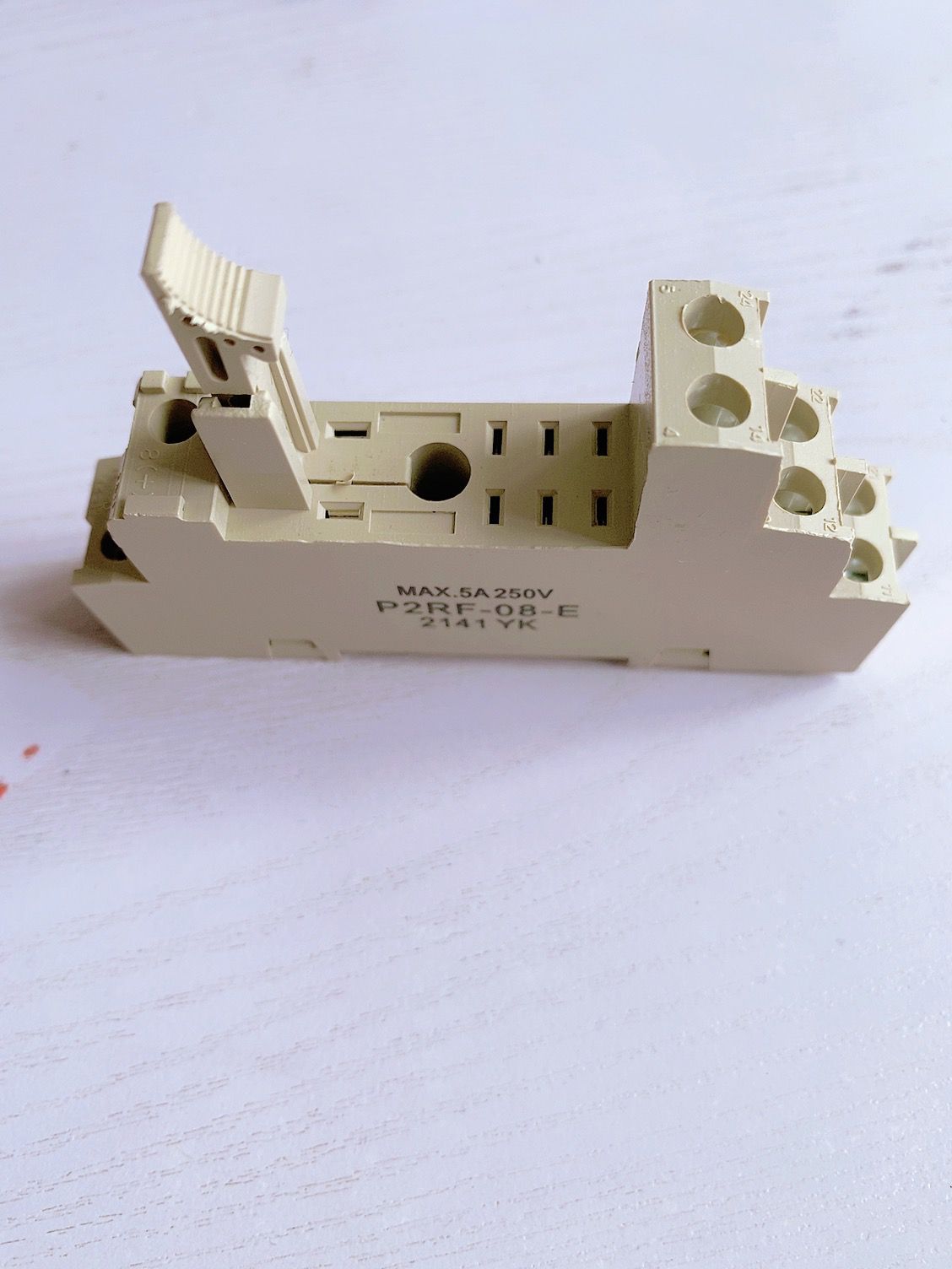 relay base P2RF-05 P2RF-08 P2RF-05-E P2RF-08-E for G2R-1-SN G2R-2-SN: L