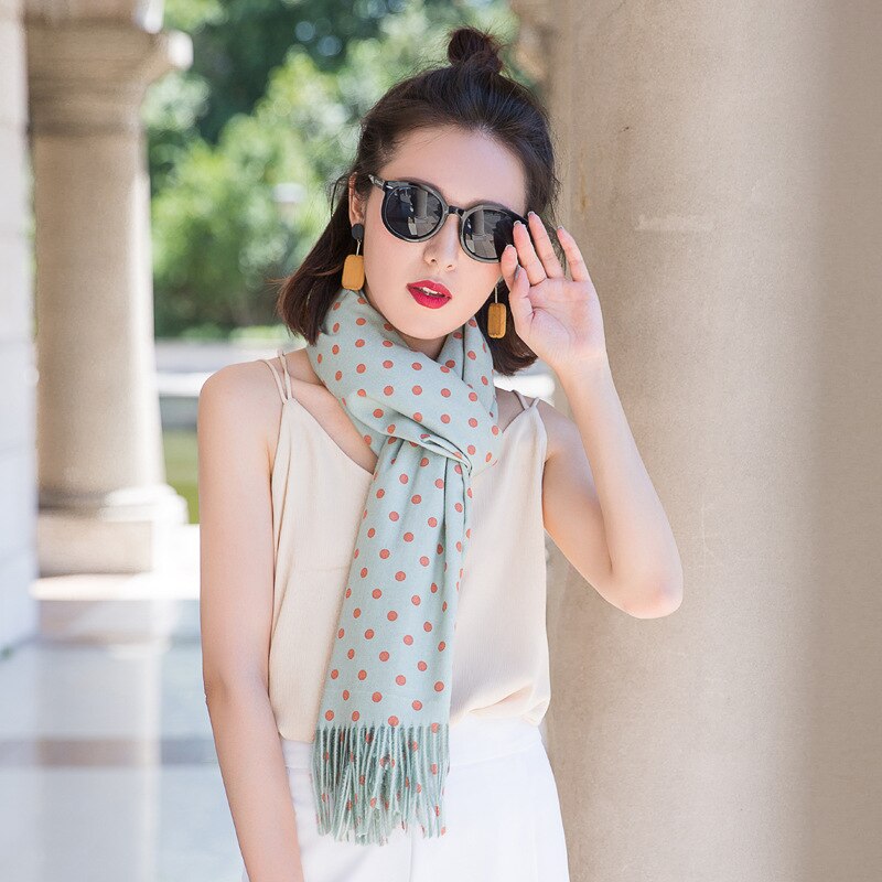 Høst vinter skjerf kvinner sjal dobbeltsidig skjerf faux kasjmir polka punktum lange dusker vinter fast skjerf 70 x 205cm: Lyse blå