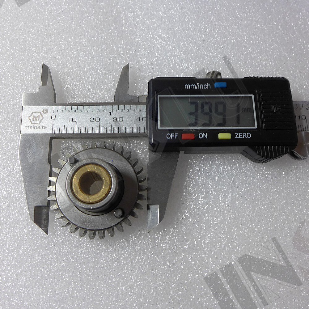 Only 1 PCS Roller base for 76ZY-04 Mig Wire Feeder Motor Feeding Machine MIG MAG Welding Machine