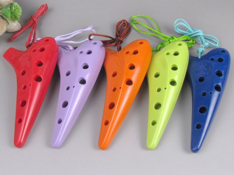 Instrumento musical de Ocarina de plástico SC, gran sonido, 4 colores, púrpura, azul, naranja y rojo, 12 agujeros