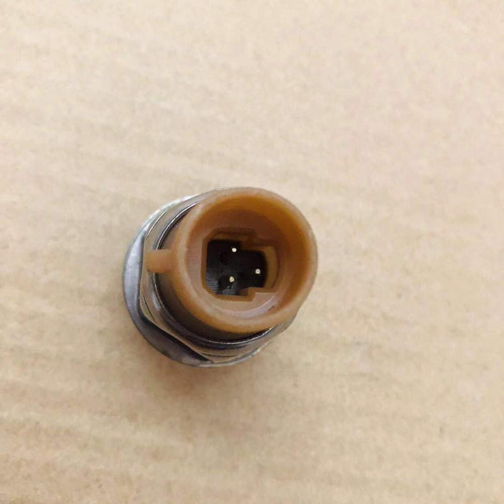 1pieces Diesel Engine Truck Fuel OE 1845428C92 4C3Z9F838A 3PP6-12 Fuel Pressure Sensor for Fords 04-07 6.0L 3pp612