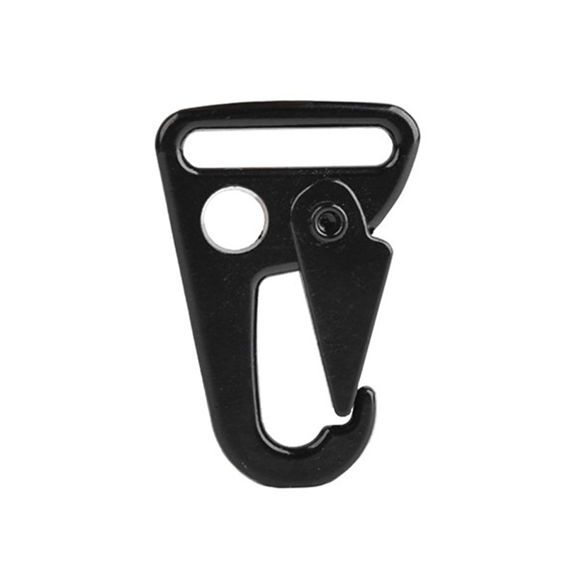 Zwarte metalen haak riem karabijnhaak gesp buiten hangende uitrusting praktisch