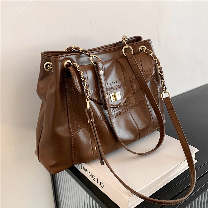 Vrouwen Schoudertas Grote Capaciteit Eenvoudige Handtas Lock Front Flap Vrouwelijke Tas: Bruin