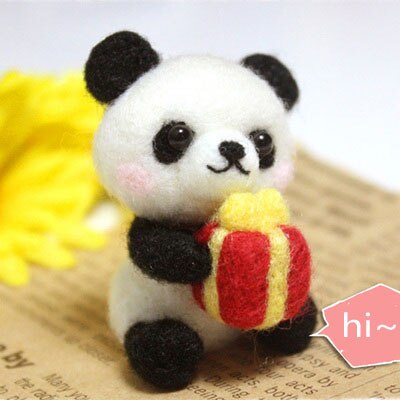 Sød panda håndlavet legetøjsdukke til hendes uldfilt stukket kitting ikke-færdig diy uldfiltpakning: A0113