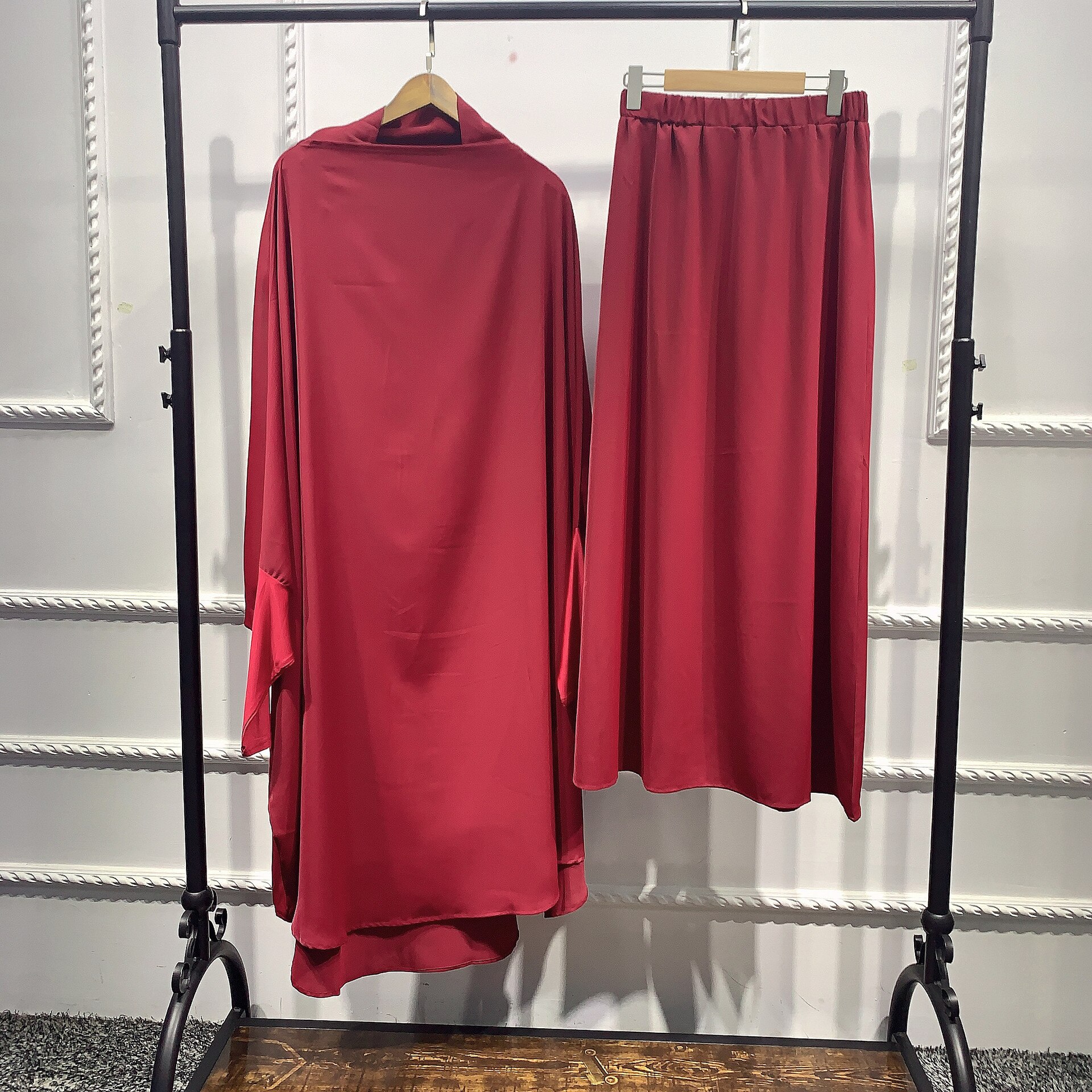 Ramadan Eid Vrouwen Gebed Kledingstuk Moslim Set 2 Stuk Bijpassende Outfit Hooded Khimar Hijab Lange Rok Abaya Jurk Islam saudi: Burgundy