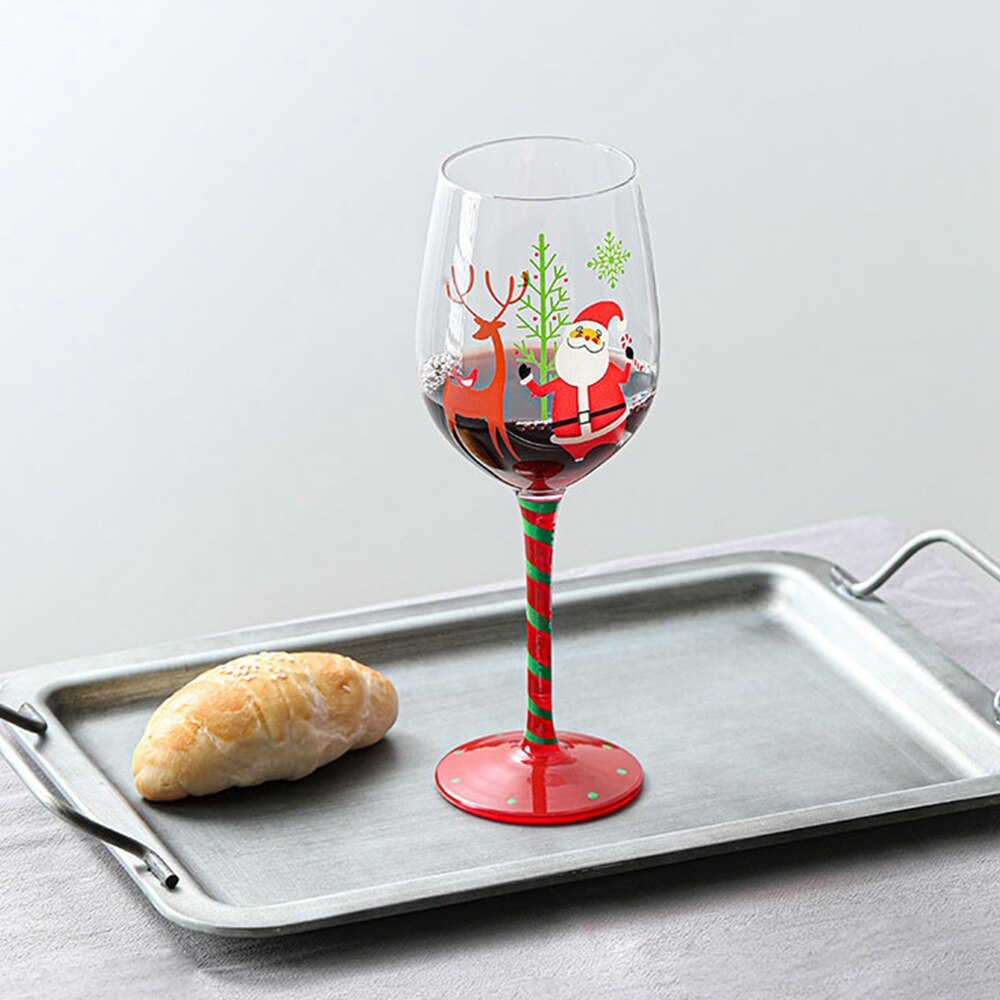 Christmas Celebrate Party Wine Glasses Painted Santa Claus Champagne Coupes Cocktail Flutes Goblet Cute Glass CupsNew Year