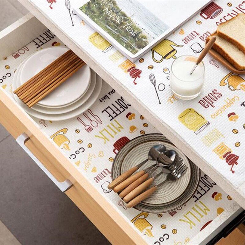 1 rulle kök klistermärke bord matta bokstav flamingo tryckta lådor skåp hylla liners bordstablett vattentät oljesäker skåp pad
