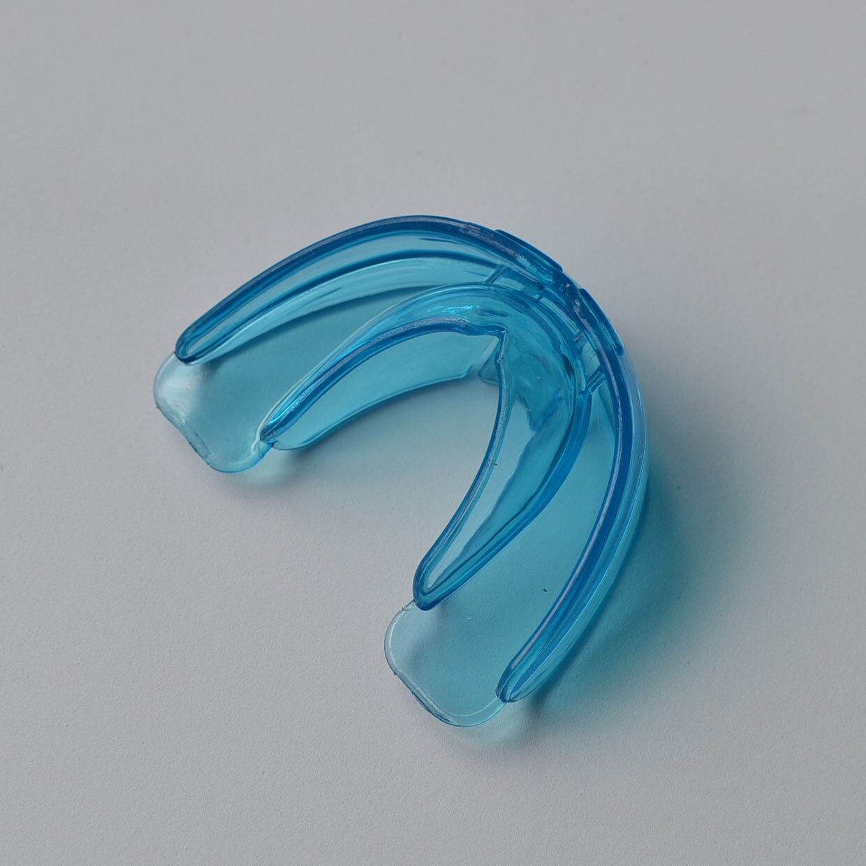 2Pcs Soft Orthodontic Brace Buck Teeth Retainers Boxing Tooth Protector Dental Mouthpieces Orthodontic Appliance Trainer: Blue