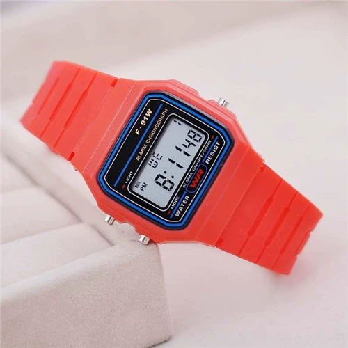 Sport LED Digital Watches Children Simple Small Square Dial Electronic Watch Silicone Band Casual Mens Watch Friend: Red