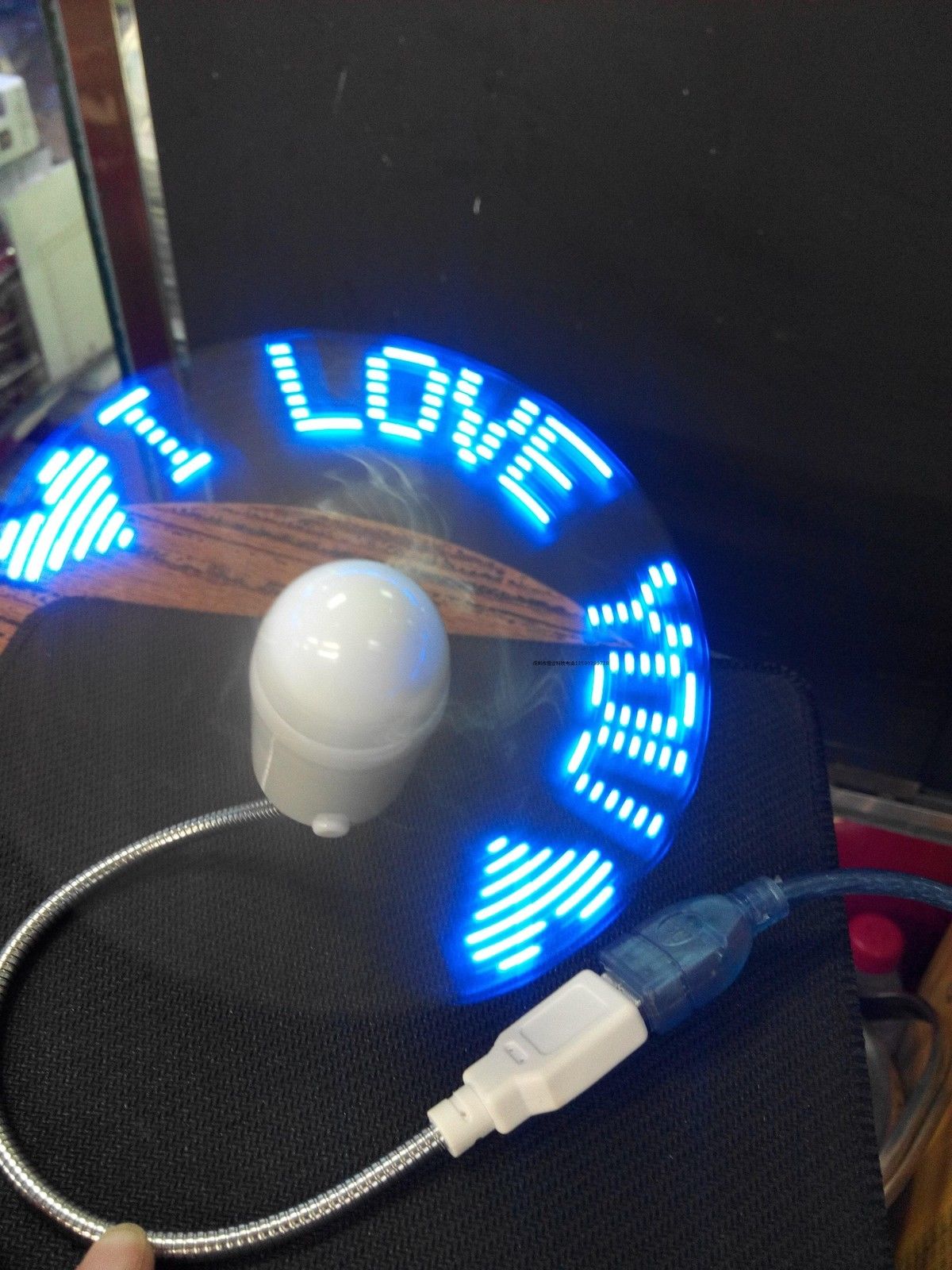 1Pcs Blue Durable Adjustable USB Gadget Mini Flexible LED Light USB Fan Time Clock Desktop Clock Cool Gadget Time Display