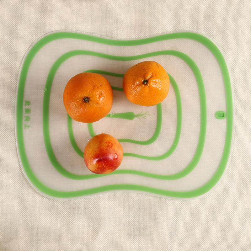 1pc 30*20CM Frosted Antibacterial Plastic Cutting Board Kitchen Large Fruit And Vegetable Meat Cutting Board Fish Kitchen Tool: green