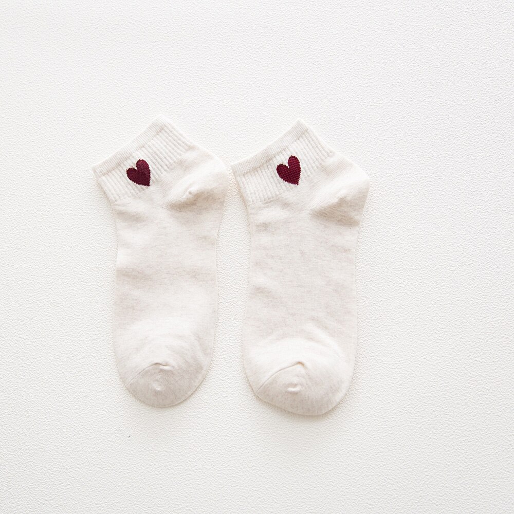 Japanese Women Socks Cotton Novelty Love Heart Pattern Cute Socks Ladies Hiphop Sports Cool Socks Harajuku Accessories: short Khaki