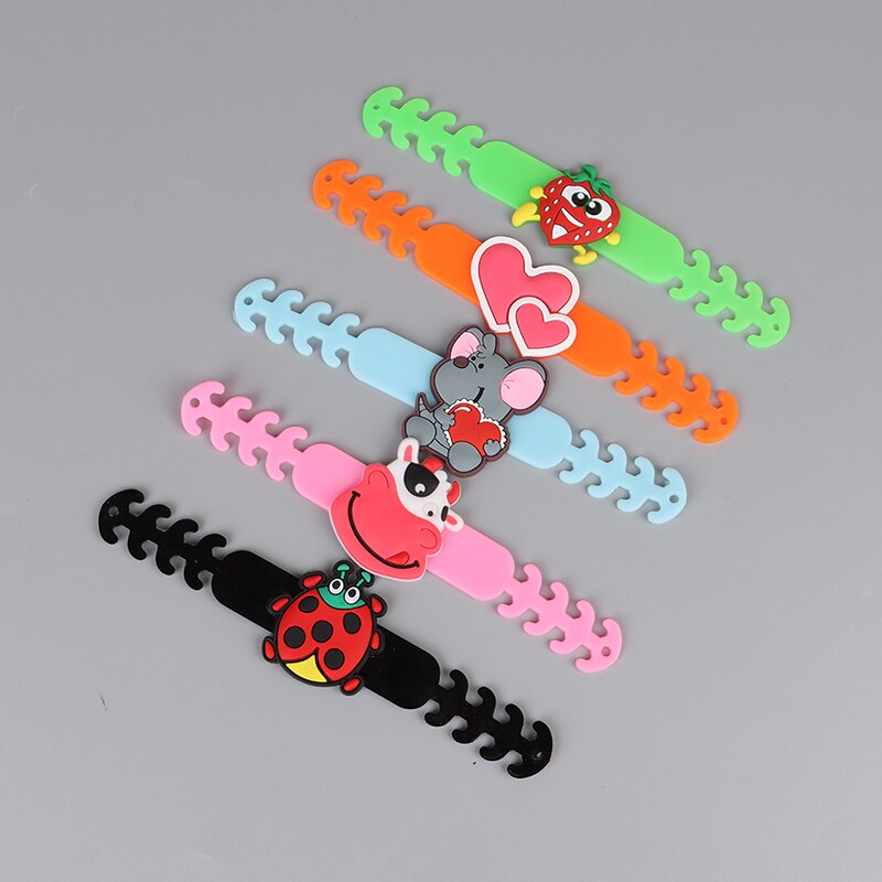 5pcs Useful Adjustable Anti-slip Children's Face Mask Silicone Ear Hook Face Masks Buckle Holder Accessories Random