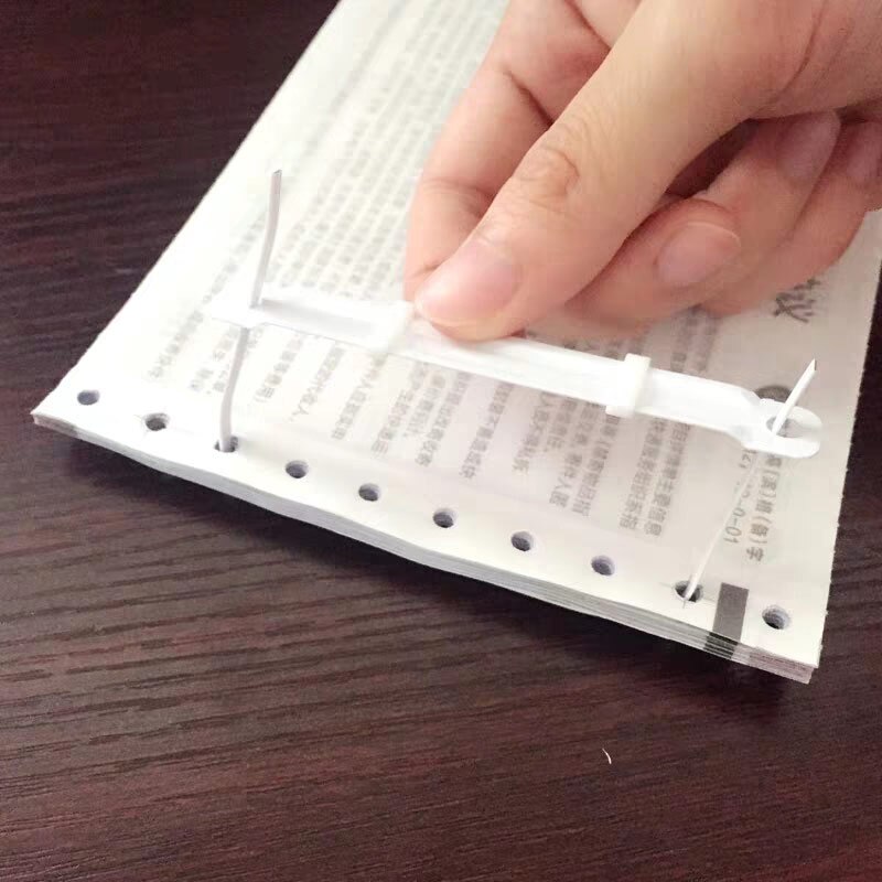 Attaches en plastique à 2 trous pour documents, bandes de reliure à feuilles mobiles, équipement de bureau, accessoires pratiques