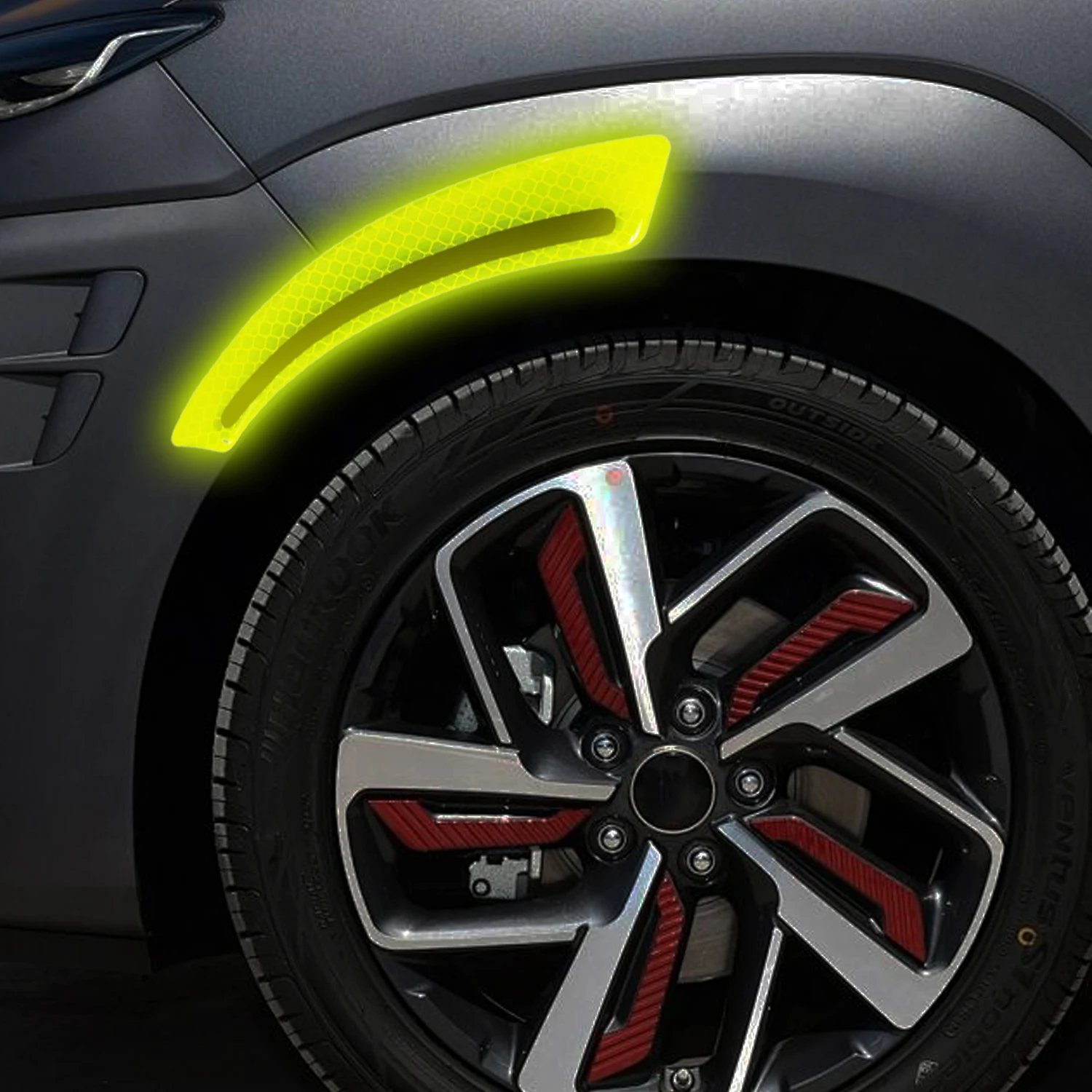 Car Wheel Eyebrow Anti-collision Strip Luminous Reflective Car Sticker Anti-collision Scratch Night Driving Safety Guard Sticker