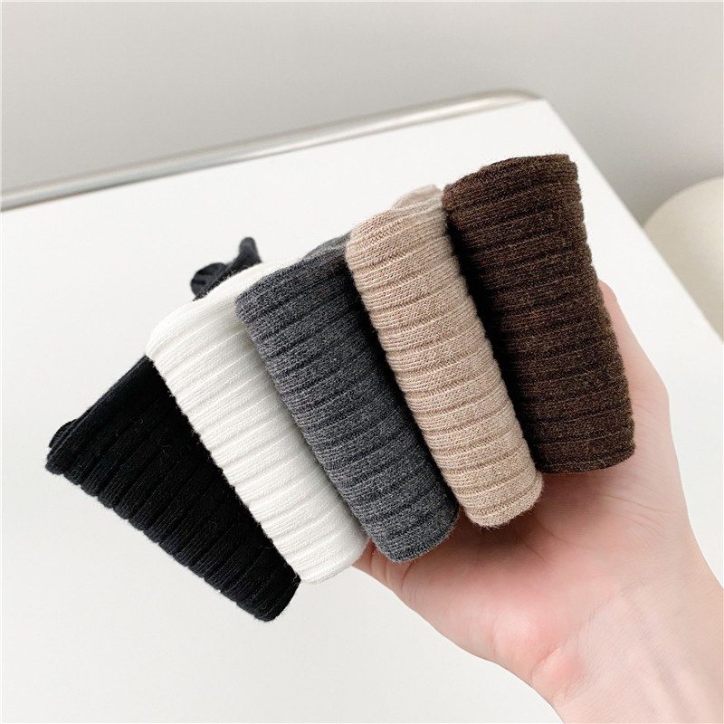 Nuove calze da donna Tendenze primaverili Calzini alti al ginocchio stile preppy casual Calzini lunghi femminili di alta qualità in tinta unita comodi