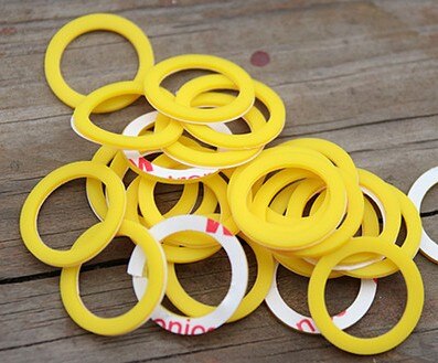Aankomen 2 Stuks Yoyo Herstel Lijm Yoyo Recycle Stickers Yoyo Accessoires Grote Voor Jojo Minnaar Kerst: yellow