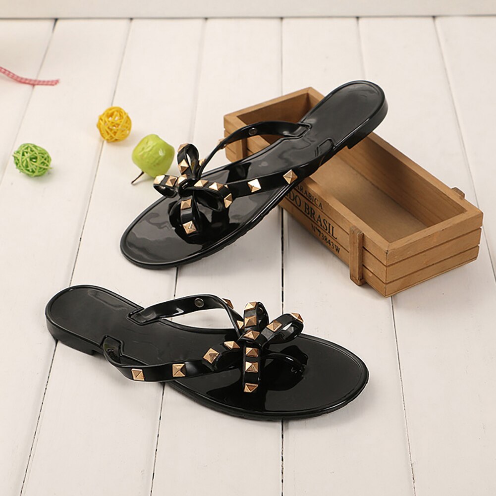 Kvinner sandaler flat jelly sko sløyfe v flip flops stud strandsko sommer nagler tøfler thong sandaler naken
