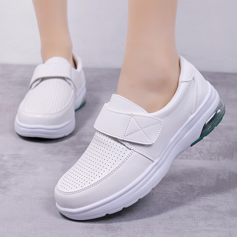 Sneakers Woman Nurse Clogs Shoes Nursing Women Summer Shoe Female Health Work Flat Walking Soft Non Slip Hospital Nurse Shoes