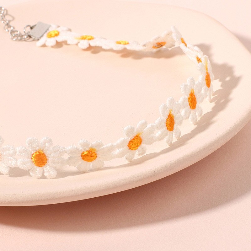 Koreaanse Daisy Choker Ketting Zoete Kant Bloem Kraag Eenvoudige Mode Kettingen Voor Vrouwen Meisjes Zomer Temperament Sieraden