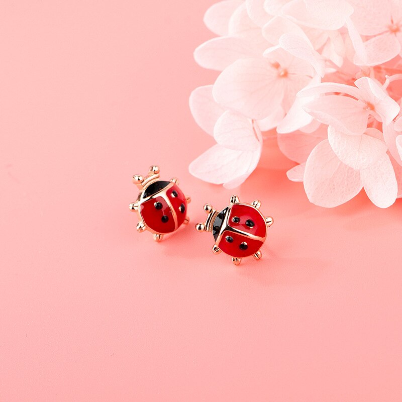 Reale dell'argento Sterlina 925 Coccinella Orecchino Della Vite Prigioniera Rosso Delicato Coccinella Orecchini Delle Viti Prigioniere per Le Donne Ragazze Figlia Grangdaughter Sorelle