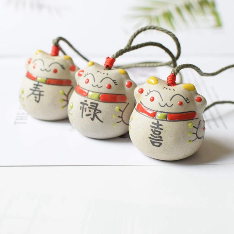 Mooie Witte Mini Japanse Stijl Keramische Gelukkige Kat Windgong Hanger Ornamenten Beeldjes Miniatuur Windgong Voor Auto