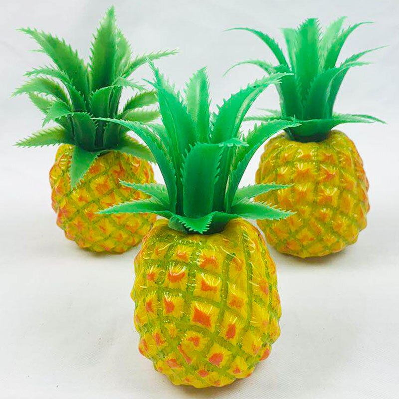 MagiDeal Tropical Artificial Pineapple Plastic Fruits Cabinet Display Ornament Decoration Props Kitchen Home Wedding Party Decor