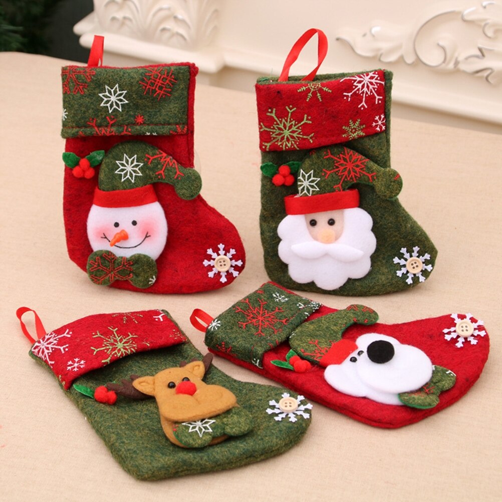 4 Stuks Kerst Kousen Met Santa Snowman Deer Bear Candy Bag Flanel Kerst Sokken Voor Decoraties