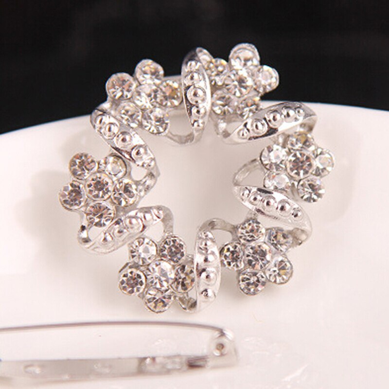 1 Pcs Vrouwen Vlinder Bloem Rhinestone Crystal Sjaals Clip Sjaal Gesp Charmante Vrouwelijke Sieraden Accessoires: 19