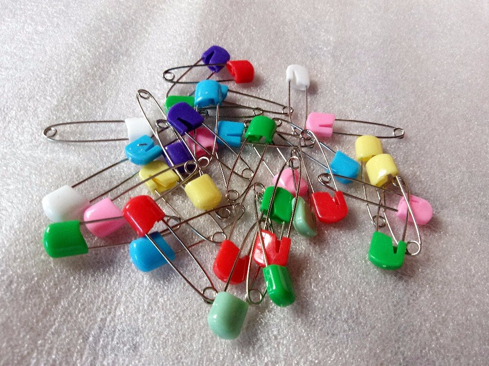 Alfileres de plástico multiusos para pañales de bebé, 50 Uds., alfileres de seguridad para bebé, ganchos de hierro, agujas