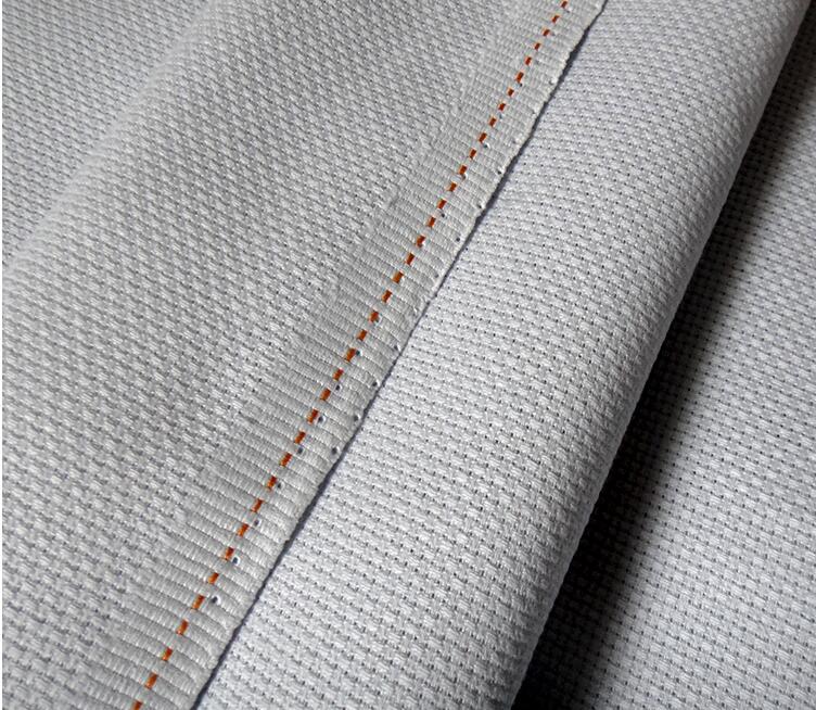 9th tissus de point de croix blancs/noirs/rouges/blanc cassé 50 x 50cm 14 toile aida  (14 ct)  fils: Rose