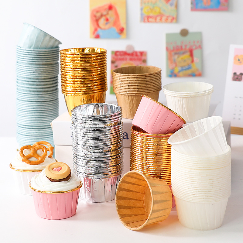 50 Uds. Mini paquete pequeño de papel para tazas de magdalenas, envoltorios para cupcakes, cajas para tazas para hornear, cajas para muffins, herramientas para pasteles DIY, suministros de cocina para hornear