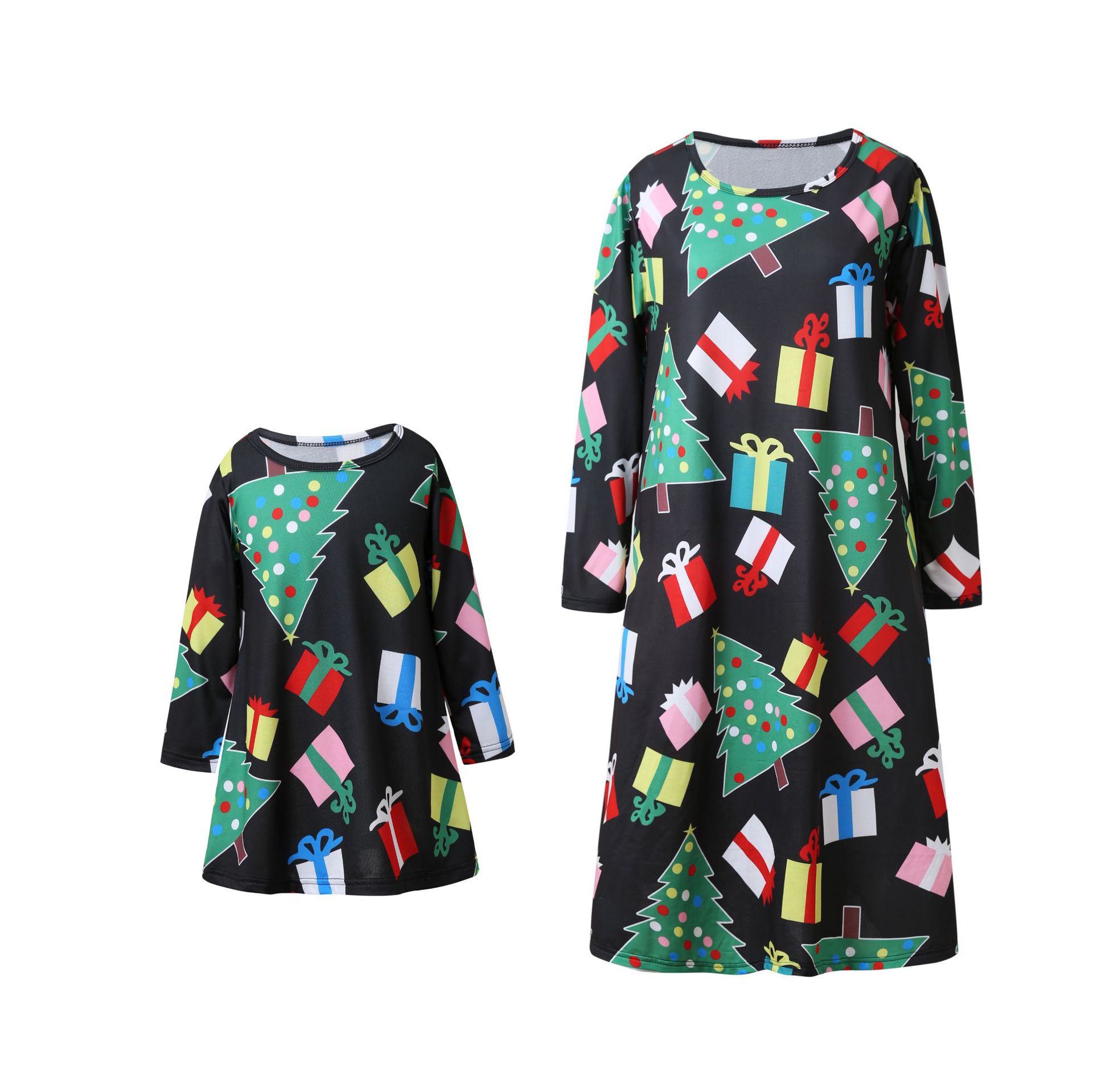 Moeder en dochter kerst printen ouder-kind kleding herfst kerstjurk ouder-kind herfst thuis