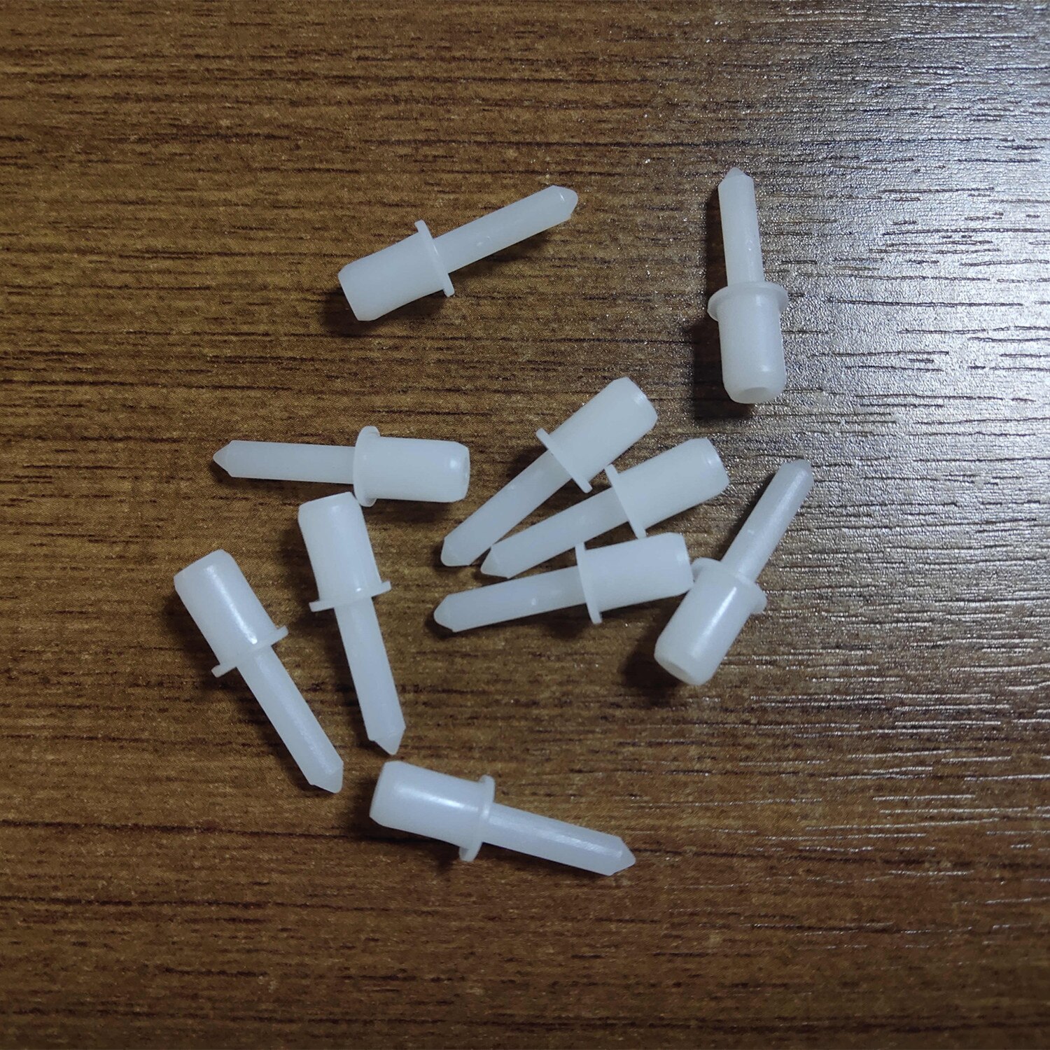 Accessoires de volet de fenêtre en plastique, broches à lamelles: general type